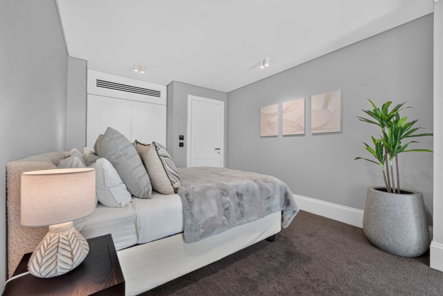 5 Bedroom Property for Sale in Bantry Bay Western Cape